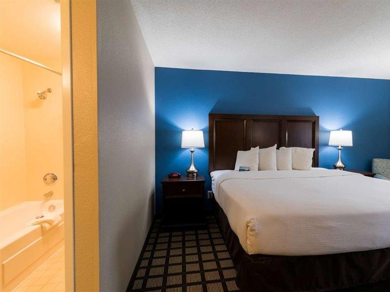 Baymont By Wyndham Detroit Airport/Romulus Hotel Luaran gambar