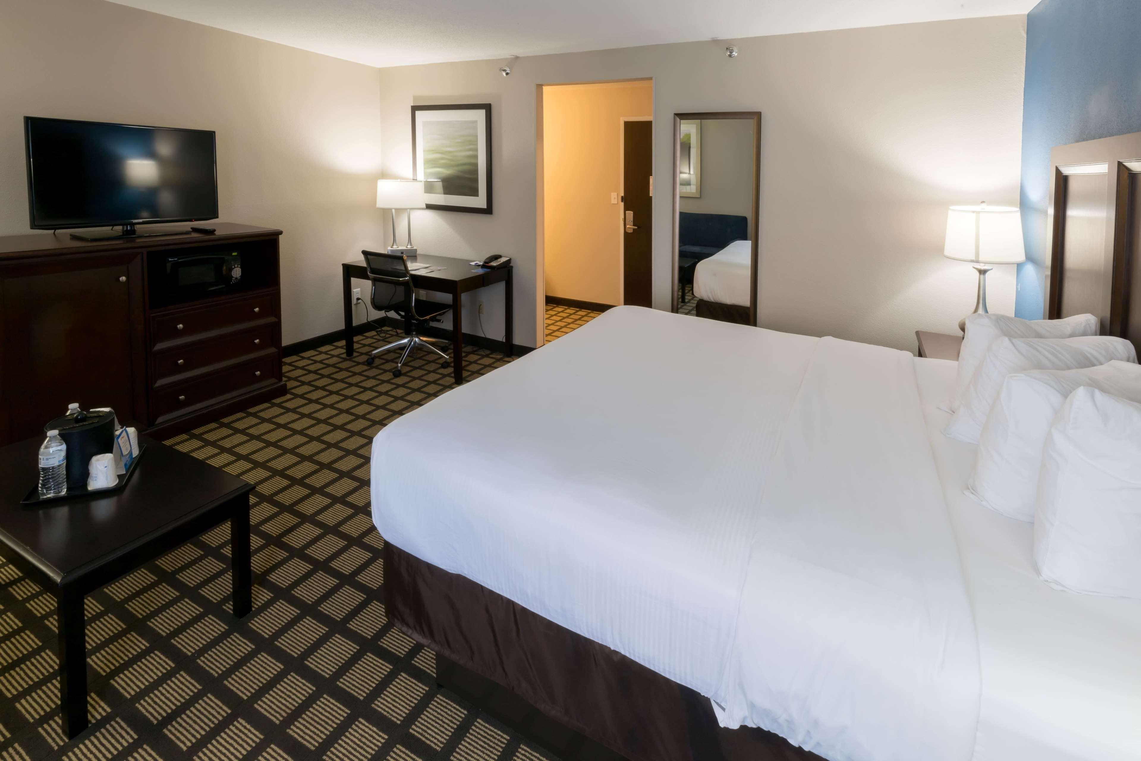Baymont By Wyndham Detroit Airport/Romulus Hotel Luaran gambar