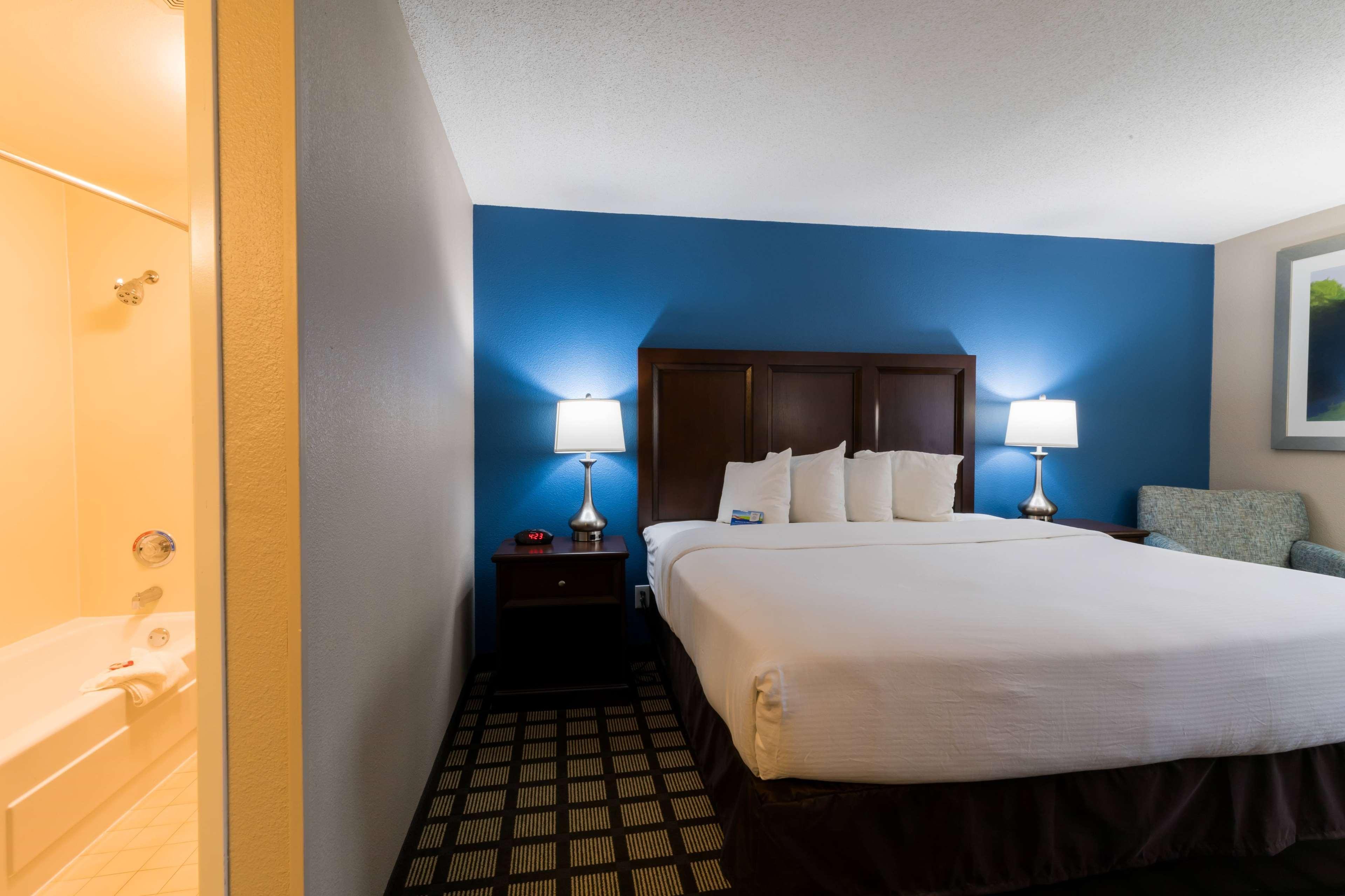 Baymont By Wyndham Detroit Airport/Romulus Hotel Luaran gambar