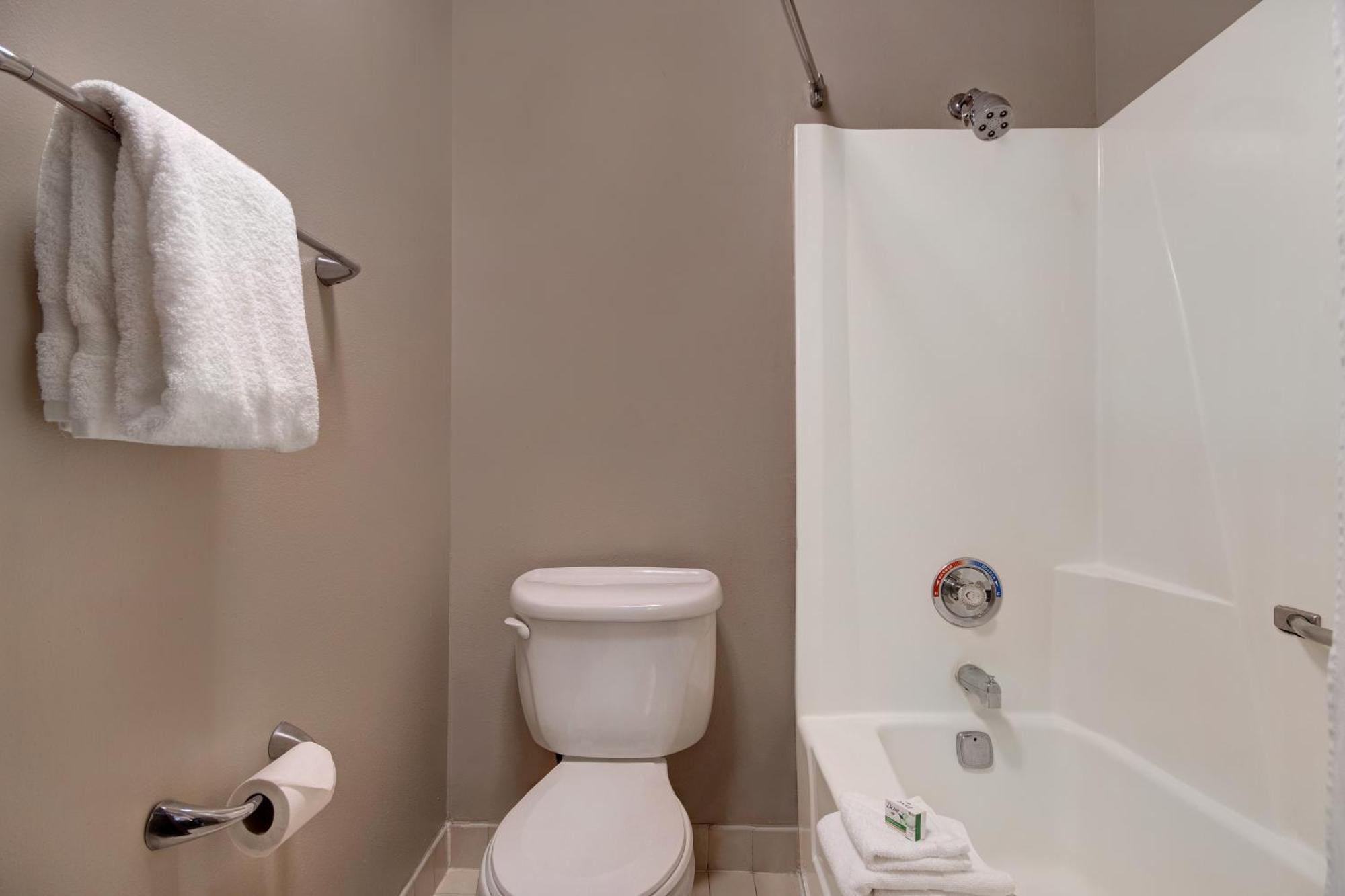 Baymont By Wyndham Detroit Airport/Romulus Hotel Luaran gambar