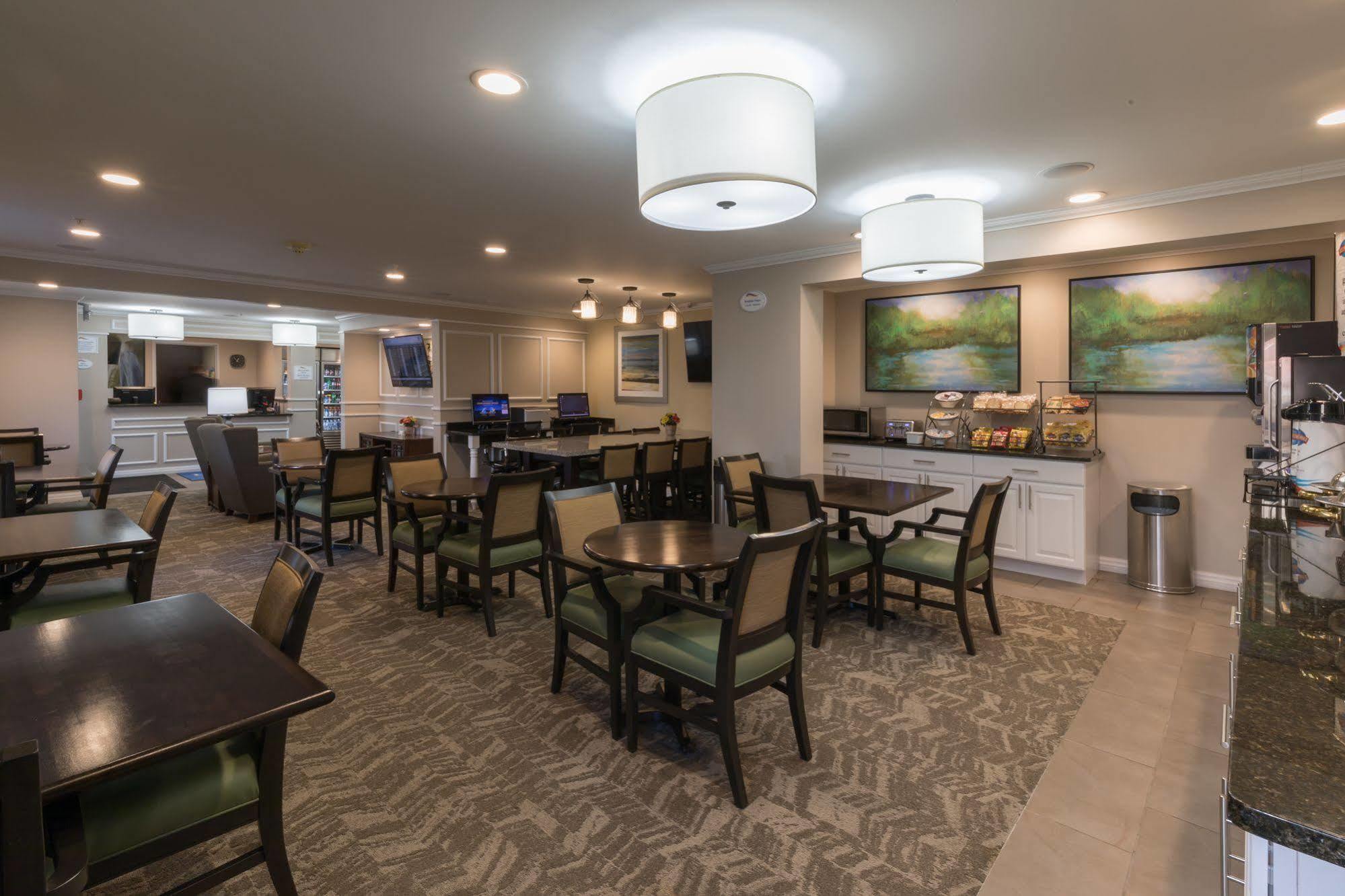 Baymont By Wyndham Detroit Airport/Romulus Hotel Luaran gambar